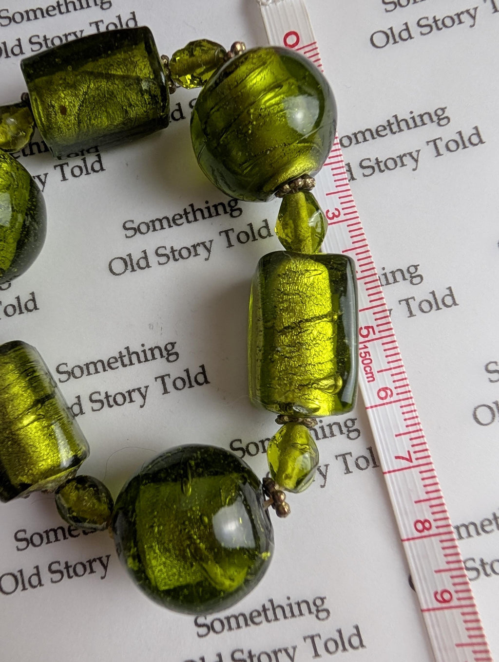 Murano Style Green Foil Glass Bracelet – Chunky Lampwork Statement Wristlet (1980s) __etsy:8040860910