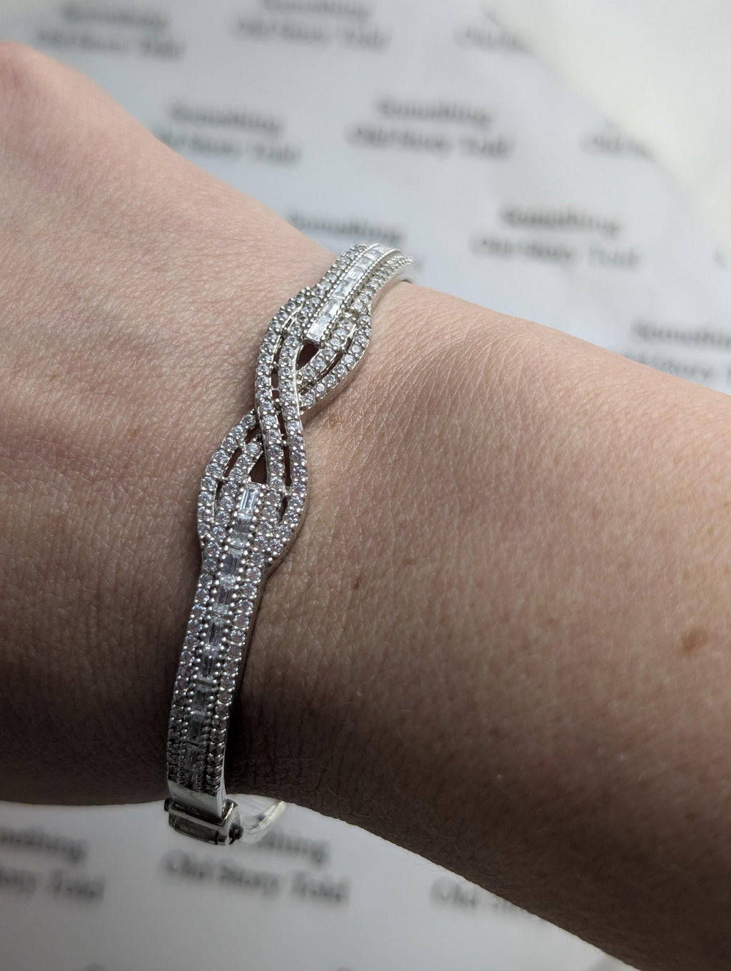 Sterling Silver Infinity Bangle Bracelet, Vintage 925 Clear Cubic Zirconia Twist Hinged Bangle, Box Clasp Safety Latch Bridal Sparkle __etsy:8163764089
