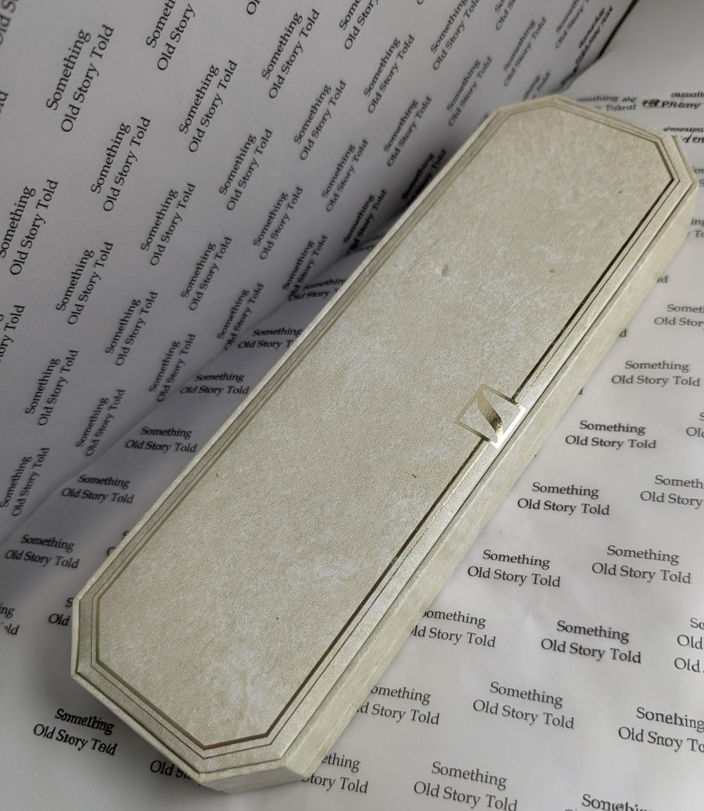 Vintage Lotus Simulated Pearl Necklace, Silver Floral Clasp, Cream Hardshell Box __etsy:8129940645