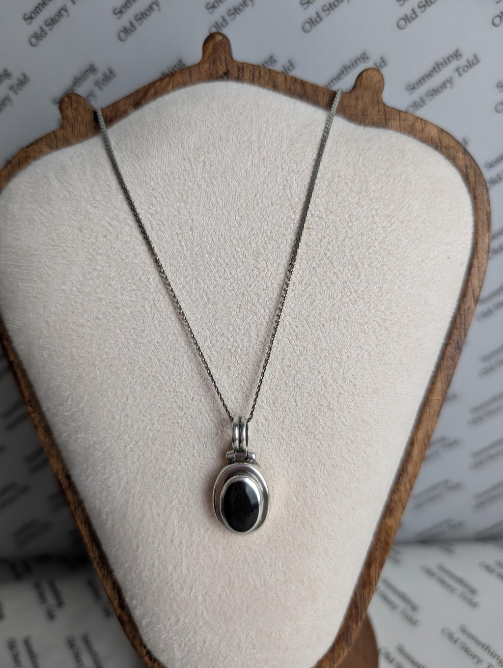 Vintage Sterling Silver Black Onyx Pendant Necklace, Oval Cabochon Bezel Set Medallion, Made in Italy 925 Chain Necklace, Modernist Gift __etsy:8160696617