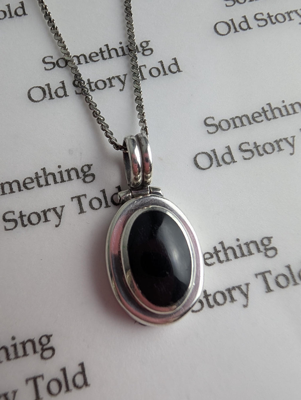 Vintage Sterling Silver Black Onyx Pendant Necklace, Oval Cabochon Bezel Set Medallion, Made in Italy 925 Chain Necklace, Modernist Gift __etsy:8112787834