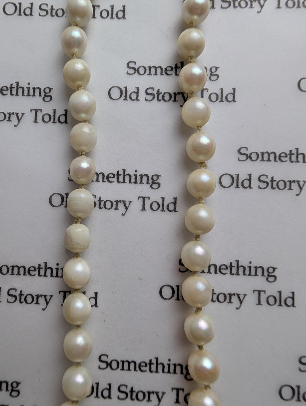 18ct Gold Cultured Pearl Necklace | Hand-Knotted Silk, 21.9g Clasp __etsy:8034352923