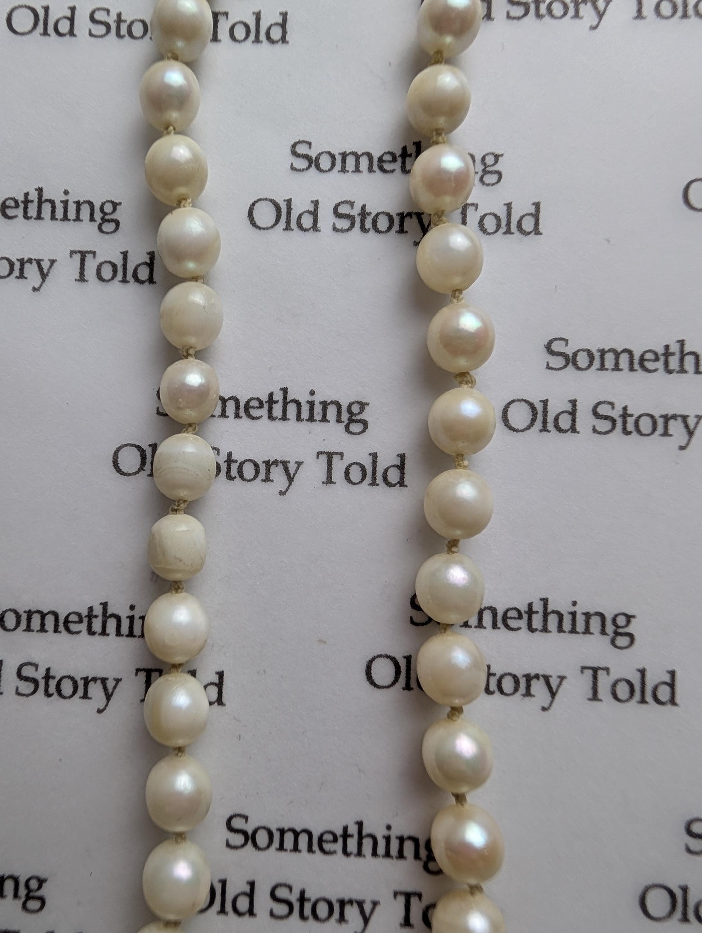 18ct Gold Cultured Pearl Necklace | Hand-Knotted Silk, 21.9g Clasp __etsy:8034352923