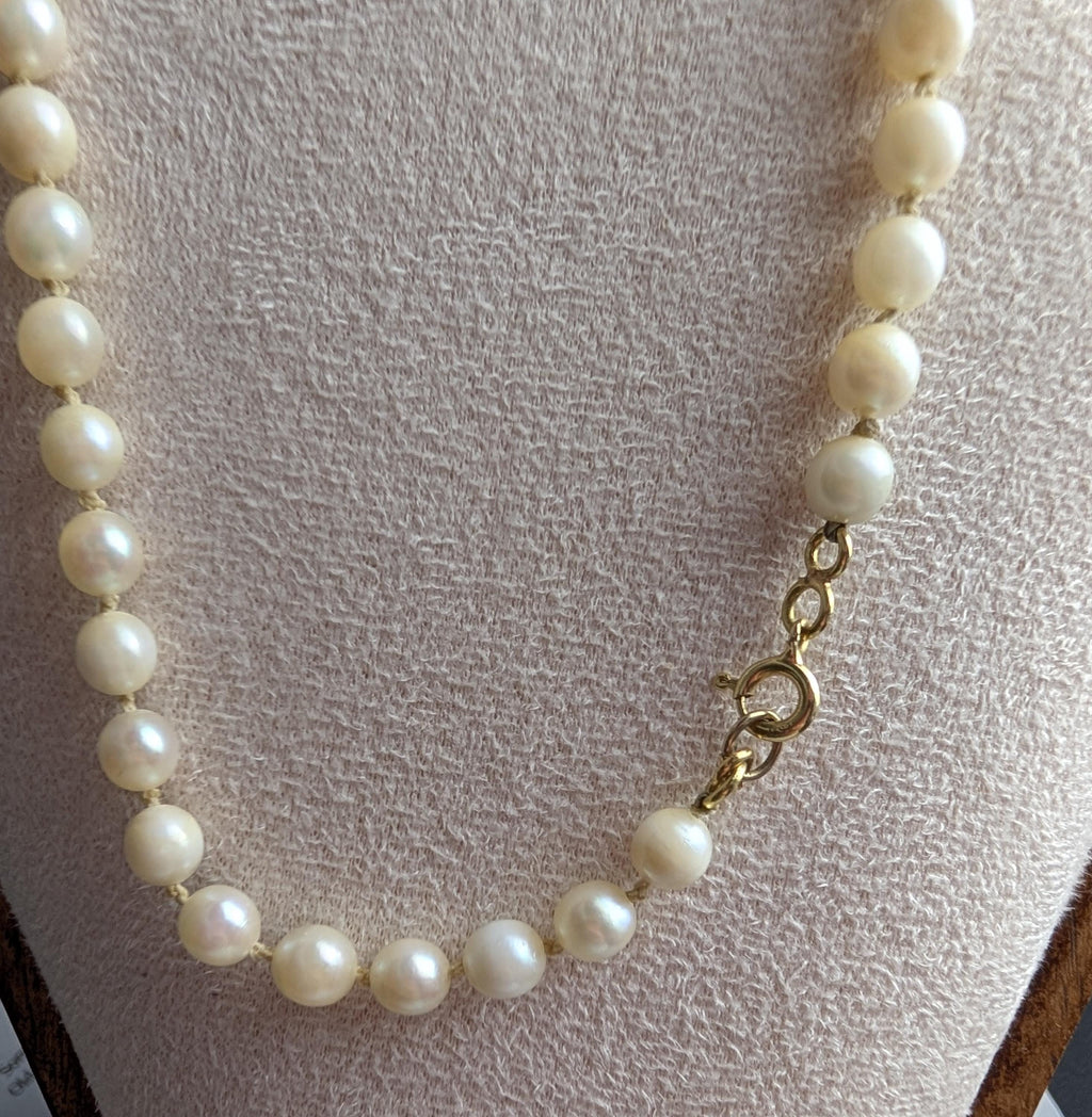 18ct Gold Cultured Pearl Necklace | Hand-Knotted Silk, 21.9g Clasp __etsy:8034352929
