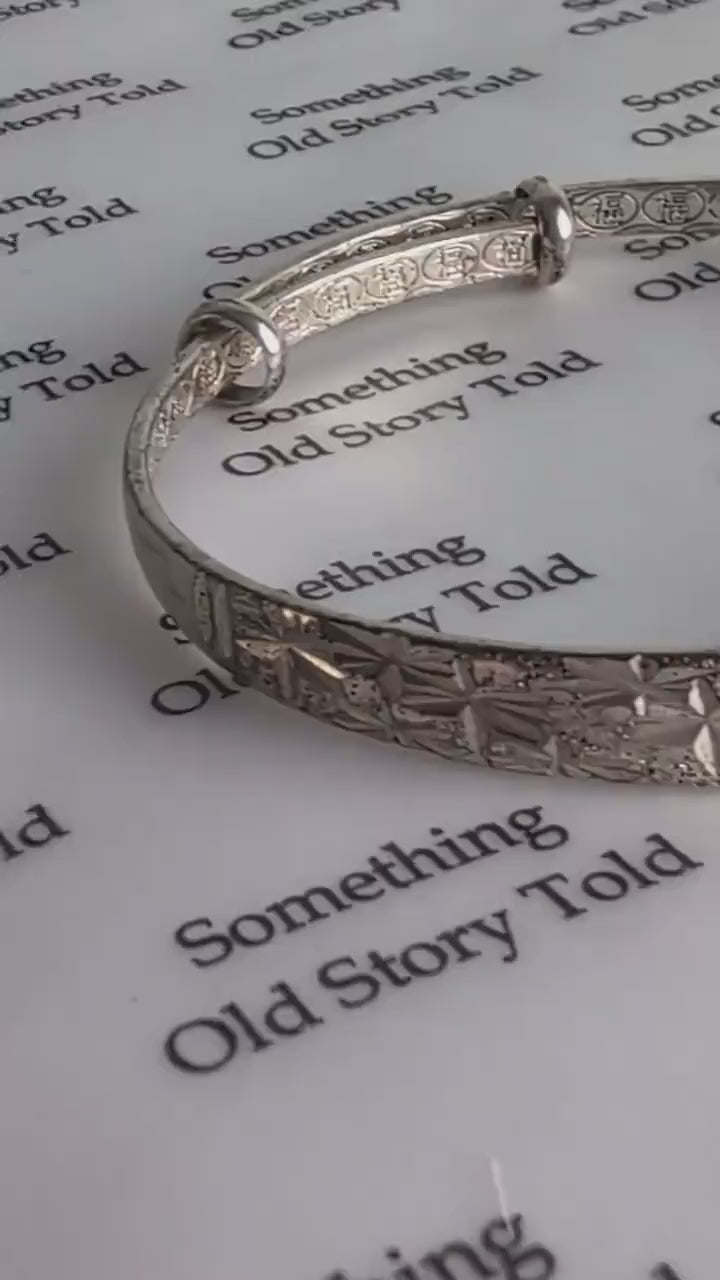 Sterling Silver Infinity Bangle Bracelet, Vintage 925 Clear Cubic Zirconia Twist Hinged Bangle, Box Clasp Safety Latch Bridal Sparkle